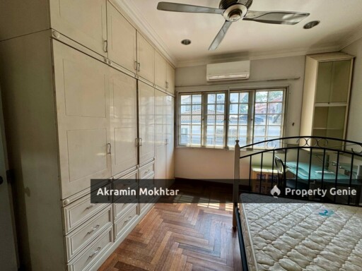 Double Storey Semi-D Seksyen 9, Shah Alam