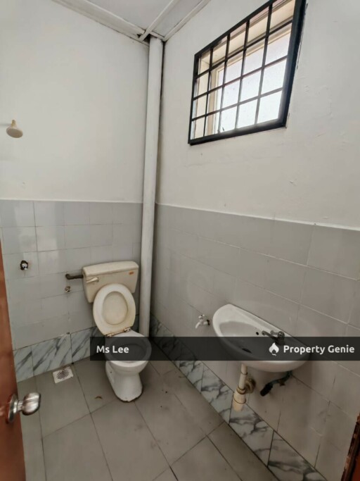 2 Storey house-Bandar Armada Putra @ Pulau Indah,Port Klang-Ready Now
