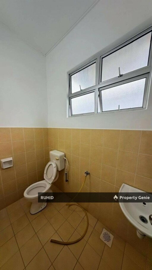 4 Bedroom End Lot House Bandar Jaya Putra Johor Bahru