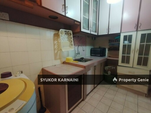 Pangsapuri Saujana  Damansara Damai Jln PJU 10/1C