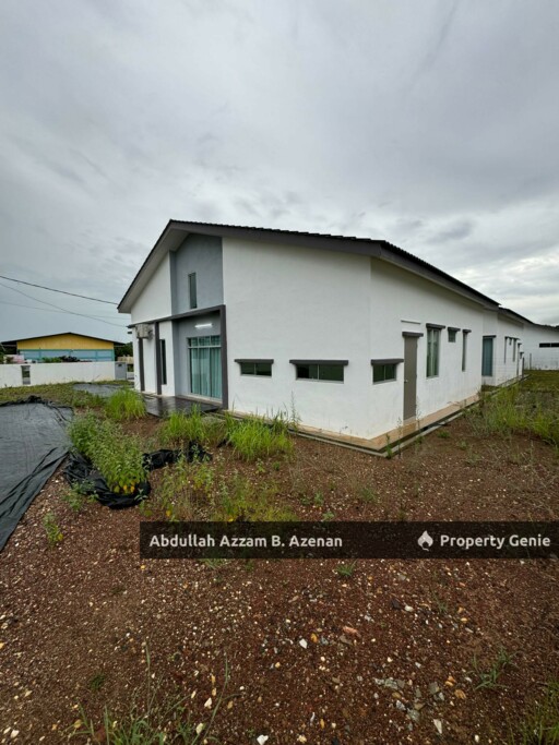 BELOW MARKET RM100K CORNER LOT YARRA PARK (WESTFIELD)