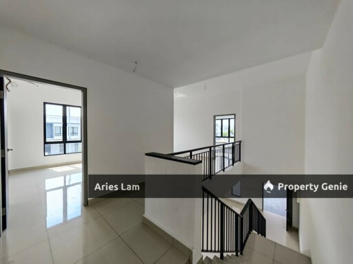 Glenmarie @ Mount Austin / Double Storey Corner Lot Cluster House /Subsale Brand New