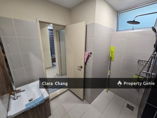 Midori Green @ Austin Heights Fully Renovated & Furnished