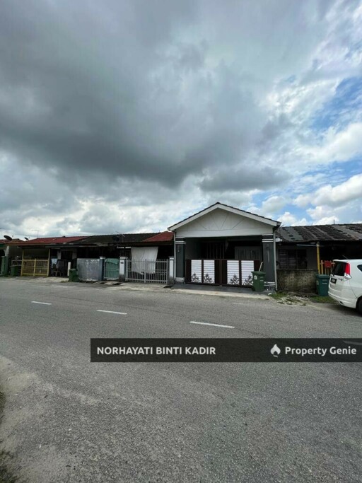 (FULLY RENOVATED) TERES SETINGKAT TAMAN TAS, KUANTAN