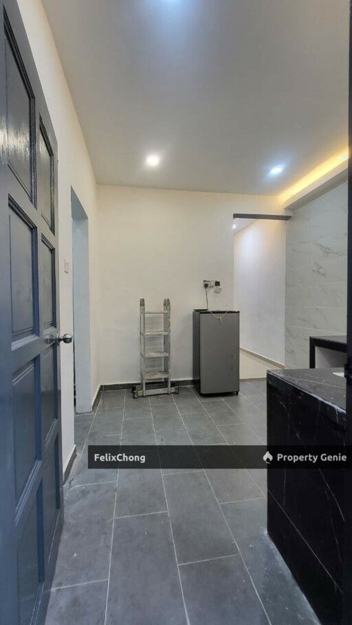Taman Titiwangsa 2 Sty Low Cost,Jalan Satria,Kluang,Renovated,Johor Bahru
