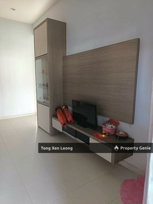 Freehold Partially-Furnished Terrace Home in Tanjung Minyak