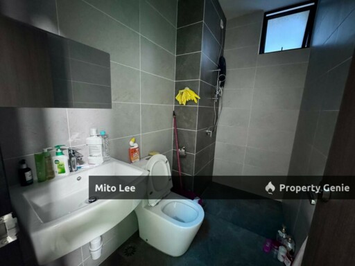 Twin Tower Studio For Rent
