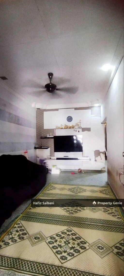 Single Storey Kampung Raja Uda Port Klang
