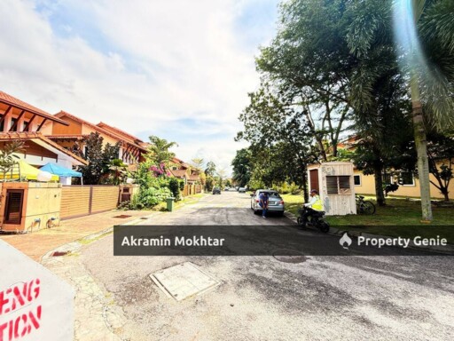 Freehold | Tanah Bungalow  Lot Jalan Bukit Impiana, Country Heights Kajang