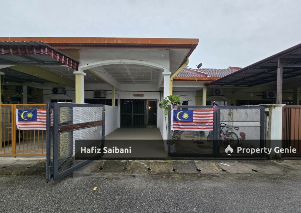 Open Facing Single Storey Taman Kembara