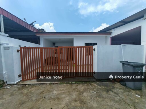 Taman Ungku Tun Aminah Jalan Laksamana 10 Lorong 3