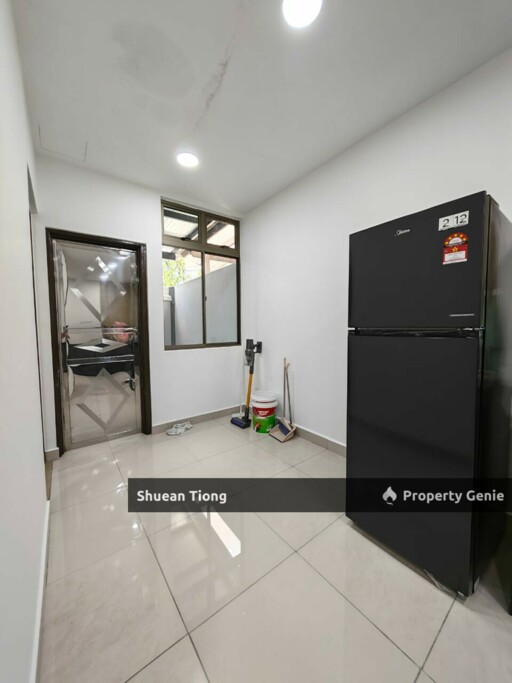 2 Storey Semi D @ Taman Sutera Utama for Rent