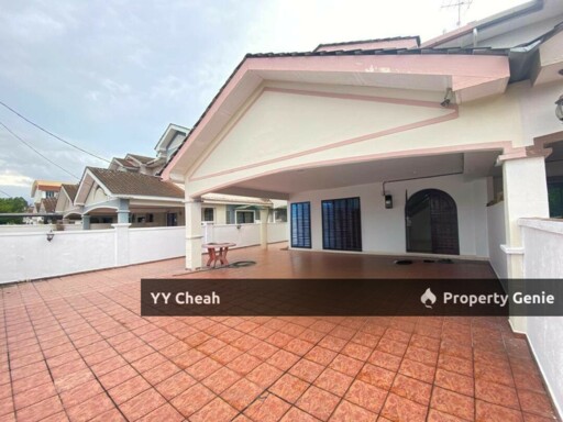 Bercham Ipoh 2 storey semi-D huge size 35x100 great location