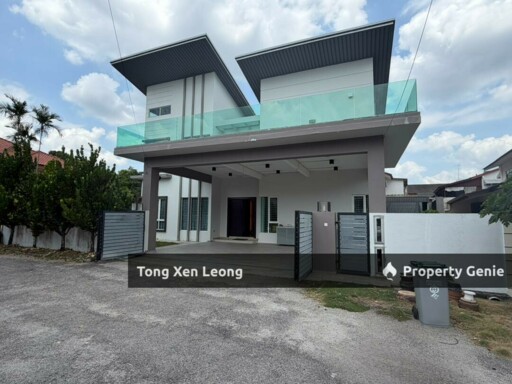 Semabok Double Storey Bungalow For Sale !!