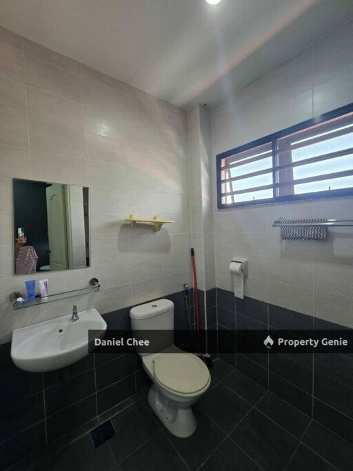 BERCHAM IDAMAN | RENOVATED DOUBLE STOREY TERRACE HOUSE FOR SALE