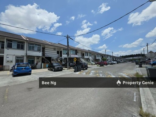 Scientex Jaya / Senai / Townhouse / Upper Floor / Full Loan