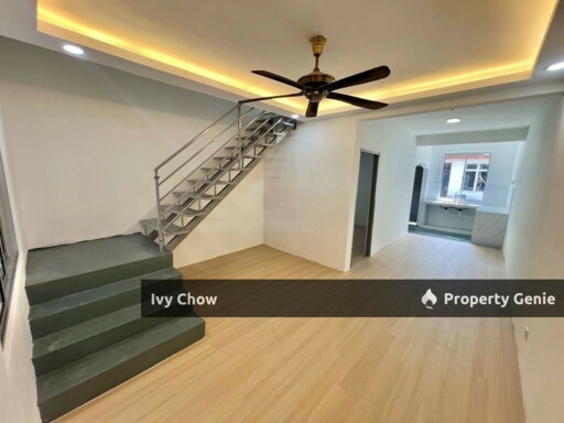Jalan Jati Bandar Putra Kulai Double Storey Medium Cost