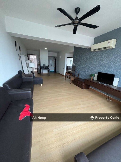 Taman Molek / Molek Pulai / 2bedroom / Fully Furnished / 2carpark