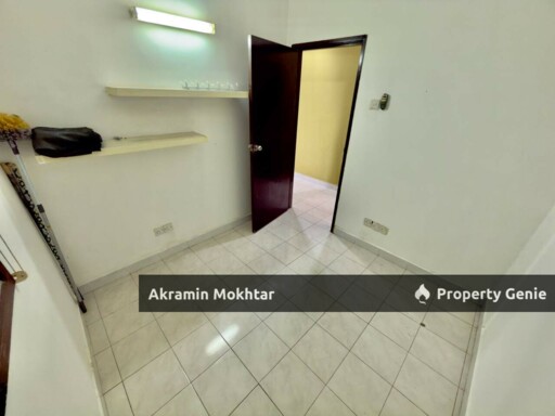 Freehold, Corner Unit, Renovated & Partially Furnished | Indahria Apartment Seksyen 22, Shah Alam Selangor