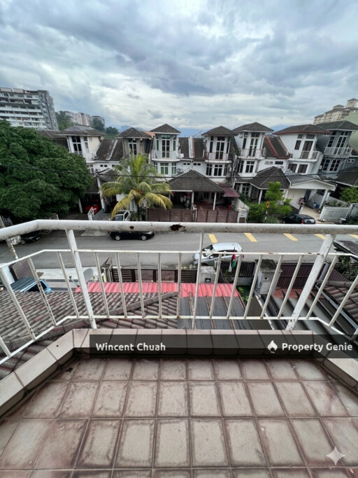 Below Market Value RM100k! 2.5-Storey Terrace at Taman Bukit Utama, Ampang Jaya For Sale.