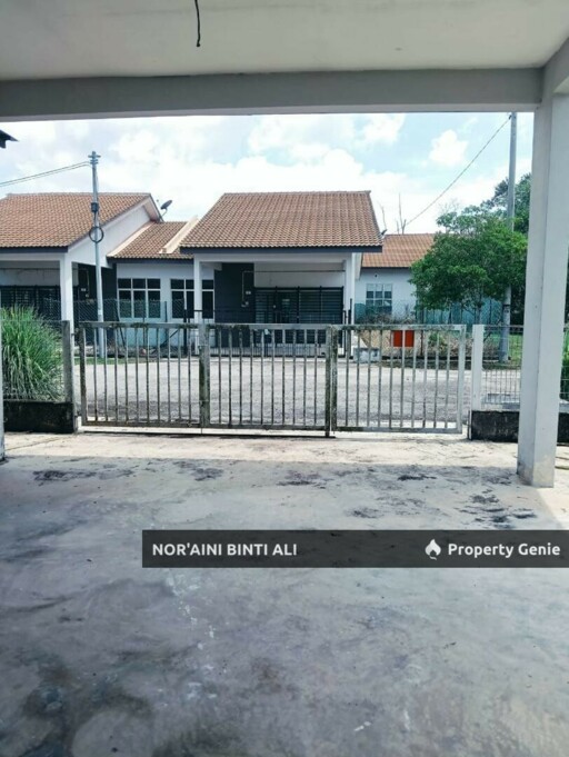 Semi-D Perumahan Makmur Mahkota Jaya, Gambang Kuantan (Rumah Baru Belum Pernah Diduduki)
