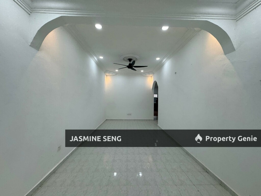 Taman Kota Masai House For Sale