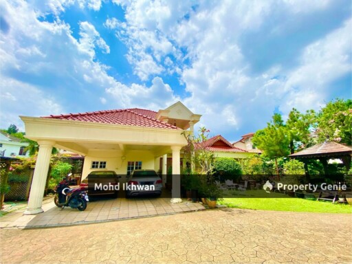 2 STOREY BUNGALOW SEKSYEN 7