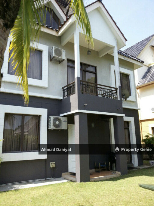 3 1/4 storey Bungalow @ Batu Ferringhi Penang For Sale