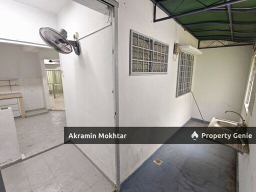 Freehold & Renovated | Double Storey Terrace (Intermediate)  Desa 12, Bandar Country Homes, Rawang, Selangor.
