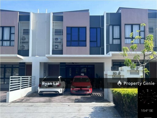 2 Storey Terrace @ Maple Residence | Save up to 190k | Below Market Value 20% Auction Property!