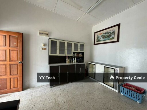 Ayer Keroh Height Single Storey Terrace