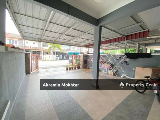 Renovated | Double Storey Terrace Intermediate ,Taman Perepat Indah, Kapar, Klang