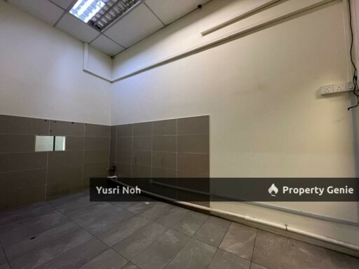 Shop PJU1 Ara Damansara for Sale - Facing Main Road