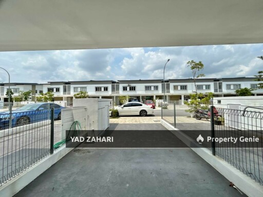Platinum Residence, Dengkil | Townhouse 4 Bedrooms | RM470K - Bigger Size, Brand New and Lowest Price