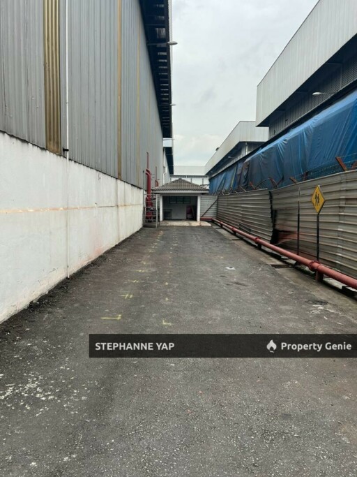 PIP Semi-D Warehouse for Rent