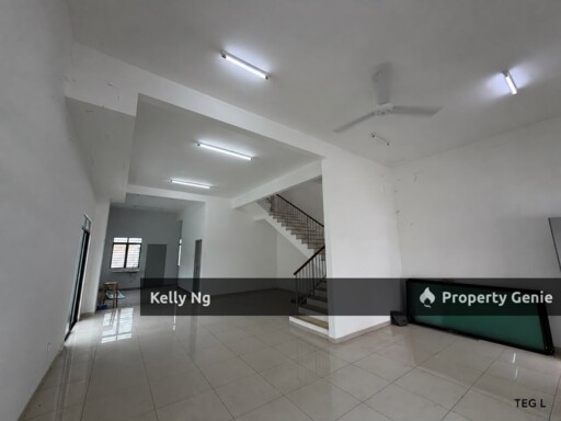 Double Sty Endlot Brand New House At Taman Melati Jenjarom For Rent