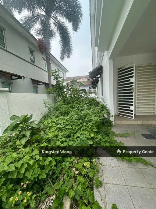 Ipoh Garden East Double Storey Inter Corner House 4 Rooms 3 Bathrooms Extra 10ft Land Beside