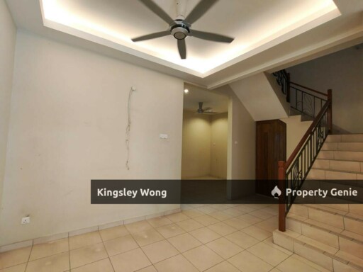 Bandar Seri Botani Seri Palma Double Storey Terrace House  22x70 Good Condition For Sale