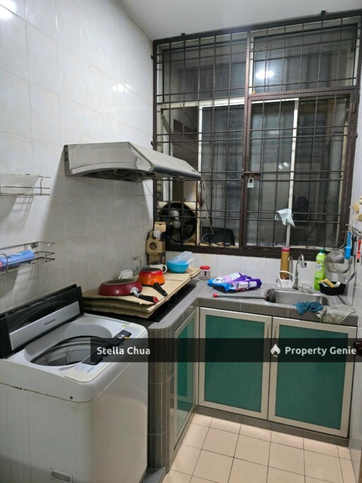 PRIMA REGENCY APARTMENT FOR SALE
