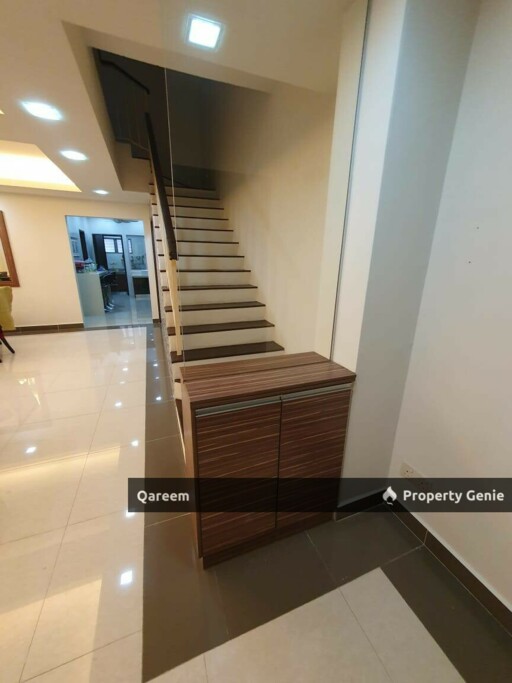 [RENOVATED] 2 Storey Tmn Sunway Batu Caves, Batu Caves. Guarded gated