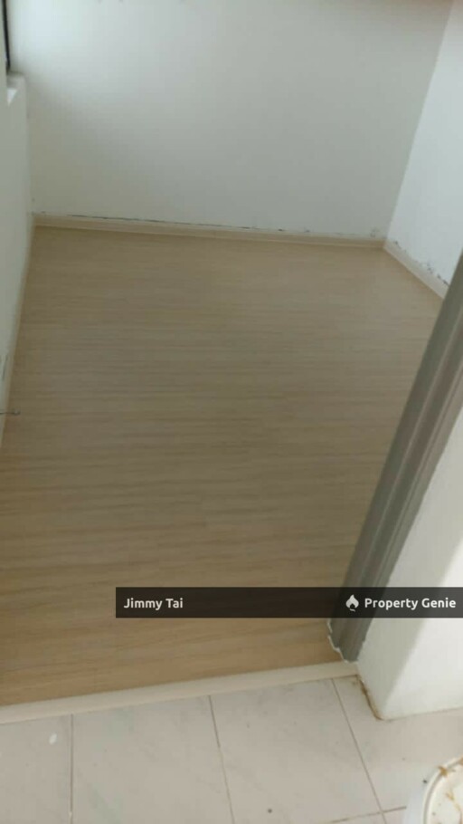 Desa Green Apartment Block 42 , jelutong