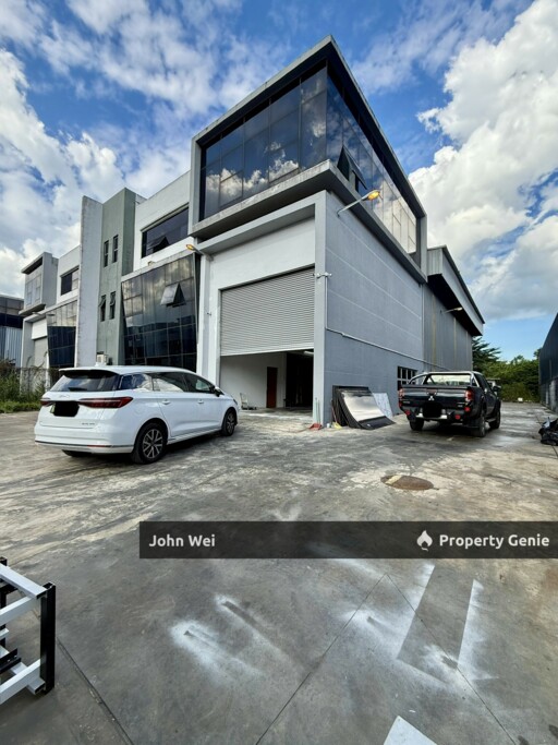 🏭APEX BIZHUB 2.5 Storey SEMI-D Factory For Rent🏭