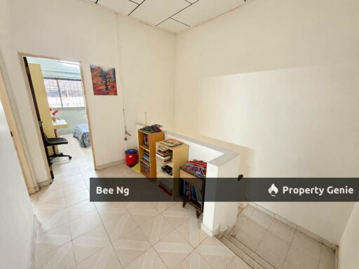 Taman Kolam Air / JB Town / Double Storey Terrace