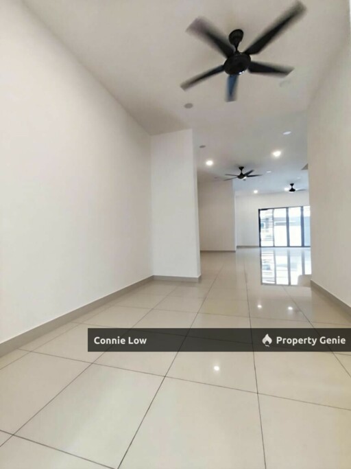 Bandar Seri Botani Freehold Guarded 2.5 Storey Terrace House