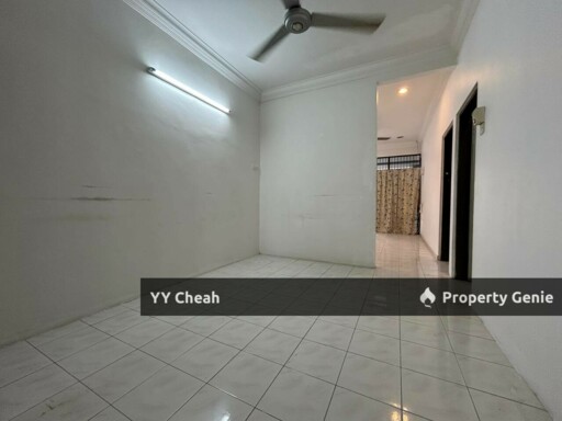 Gunung Rapat Ipoh Single Storey House For Sale - Good Condition, Facing South