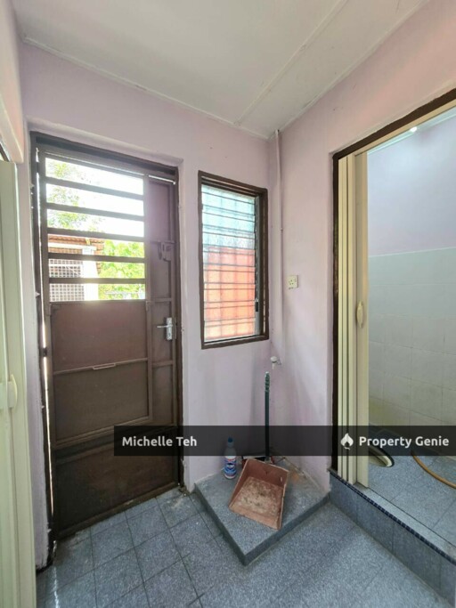 Perak Batu Gajah Rumah Renovated Setingkat Sedia Disewa