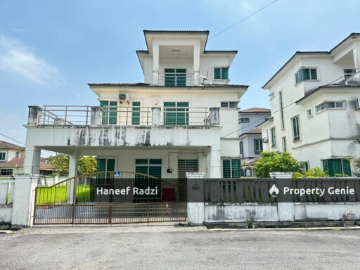 Banglo 2 1/2 Tingkat - Taman Kelana Jaya - Alor Setar