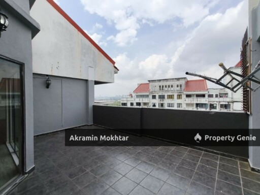 Partially Furnished & 2 Parking | Penthouse @ Vista Millennium Condominium, Puchong Perdana FOR SALE!