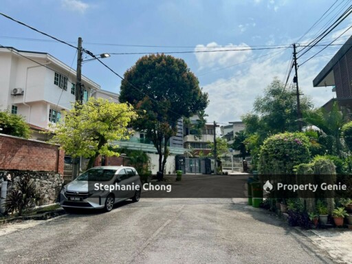 Bungalow in Taman Desa with Private Lift – For Sale