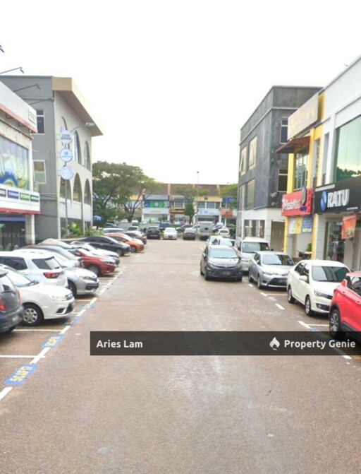 Nusa Bestari 3 Storey Corner Lot Shop/Facing Main Road
